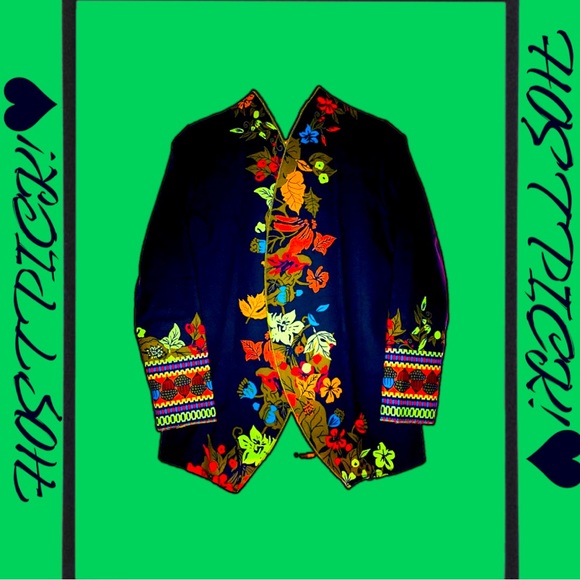 •Black Blazer with vivid patterns throughout - Picture 16 of 16